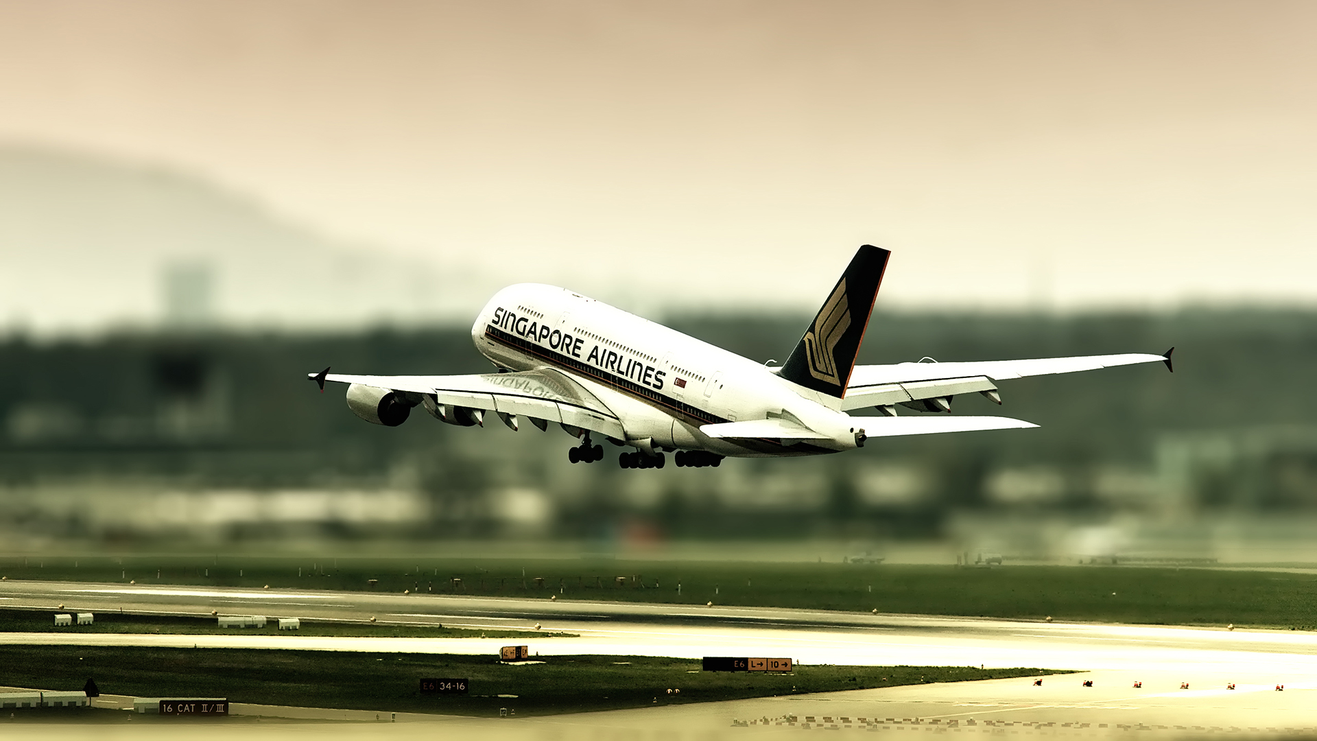 Singapore Airlines A380 Taking Off